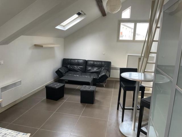 Appartements Sympas Et Confortables Proche De Paris Nanterre Zewnętrze zdjęcie